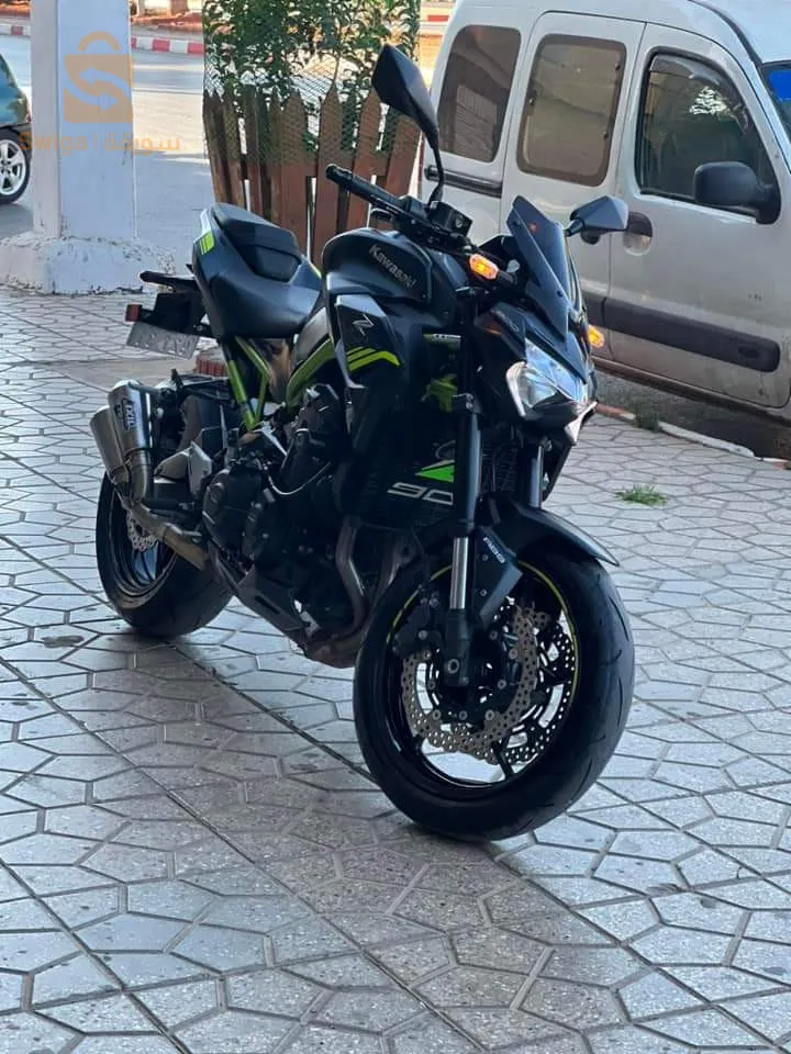 KAWASAKI. Z900