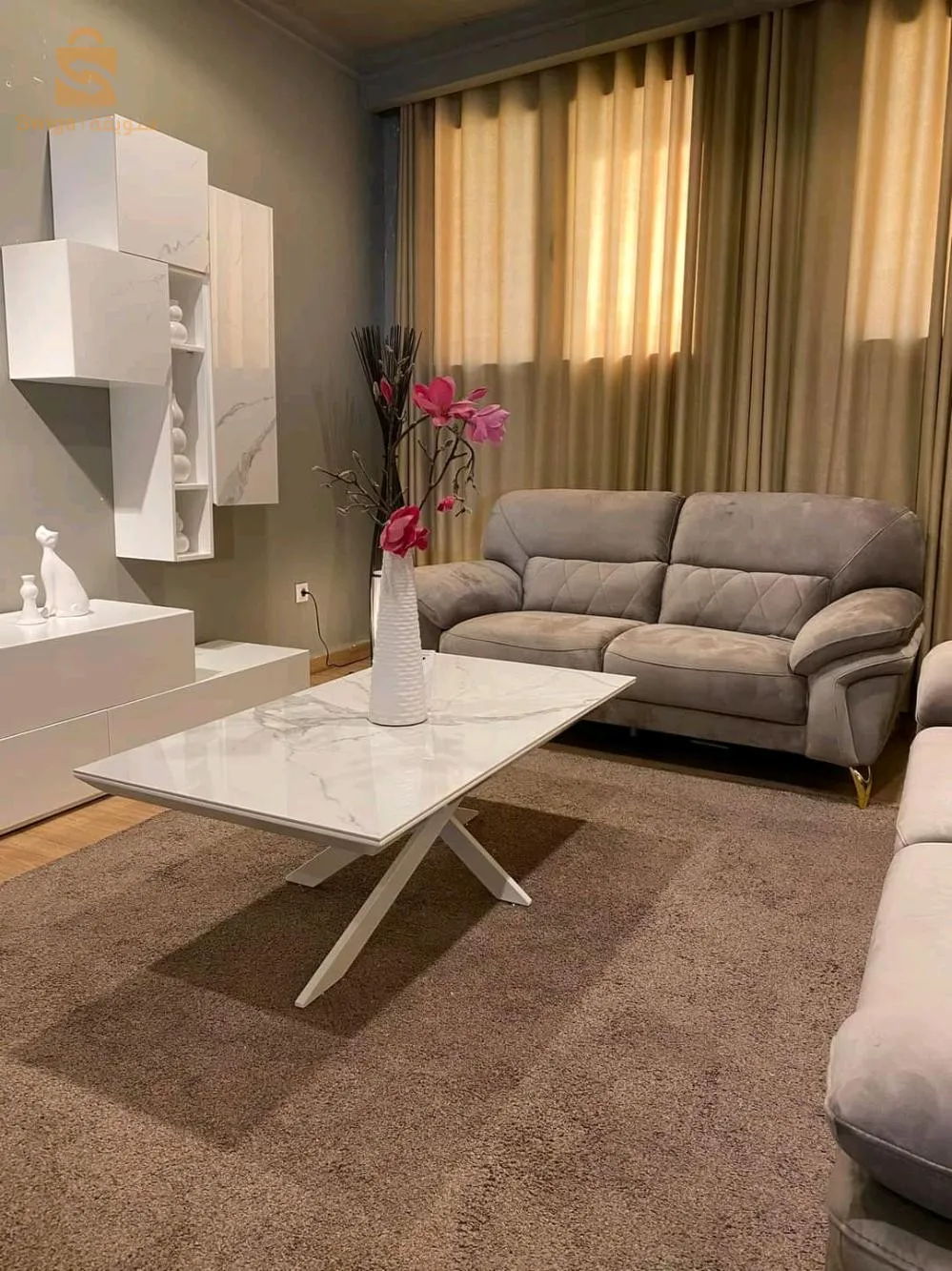 أثاث غرفة المعيشة