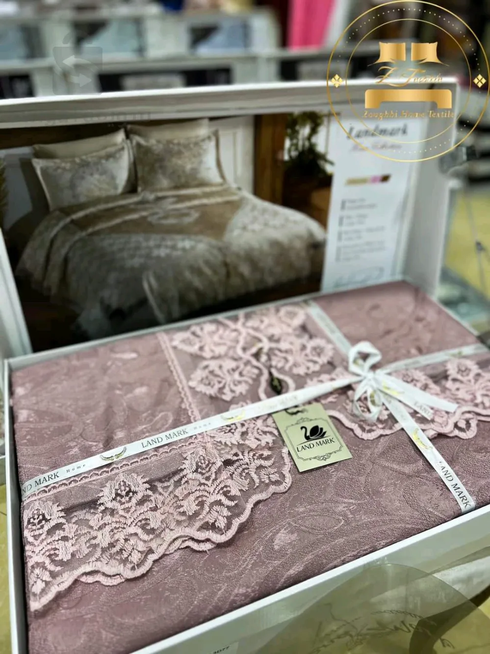 غطاء سرير + ملاءة + 2 غطاء وسادة