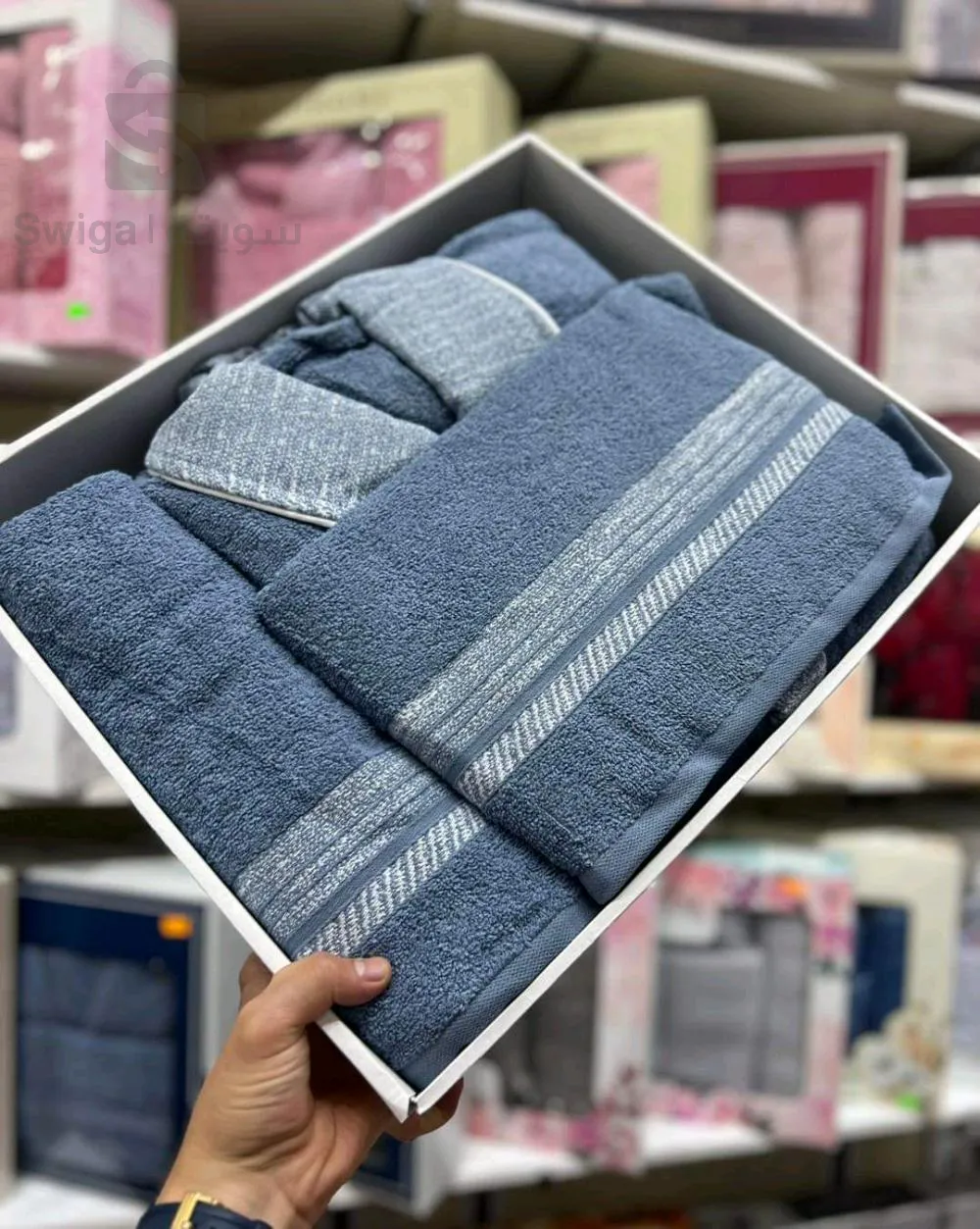 Men's bathrobe