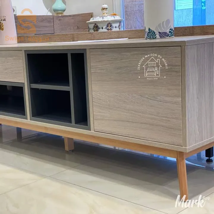 طاولة تلفاز