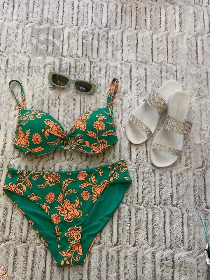 ملابس سباحة