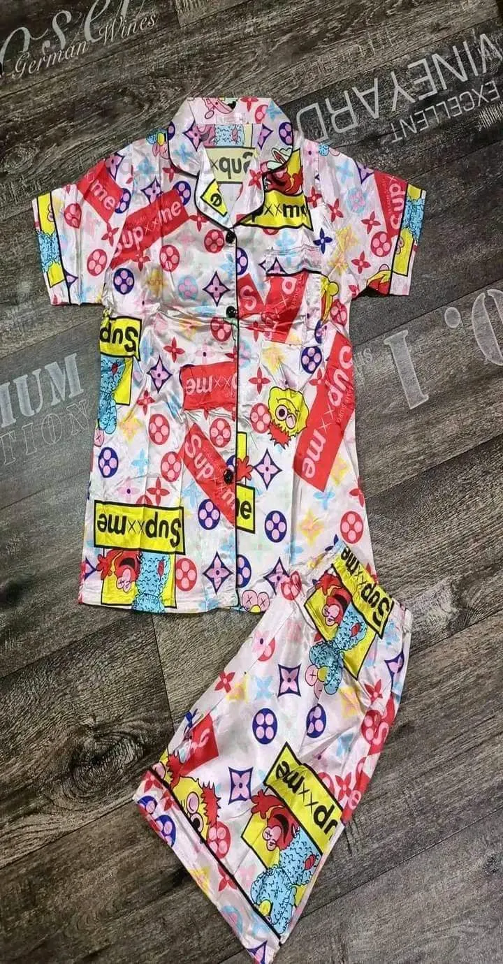 بيجامة ستان