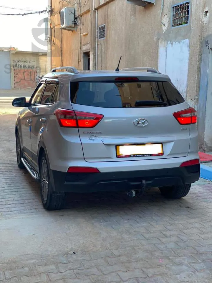 HYUNDAI CRETA GL 2018 -: 84000 km