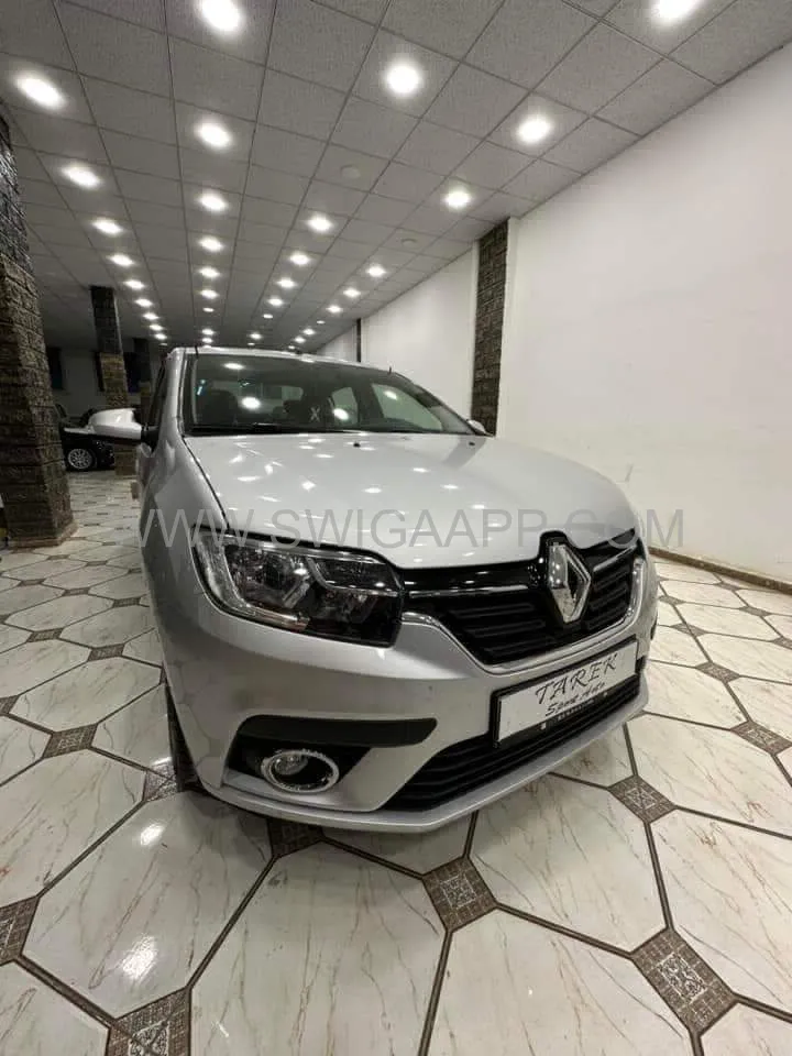 Renault symbol ess 1.6 MPI 100ch +GPL