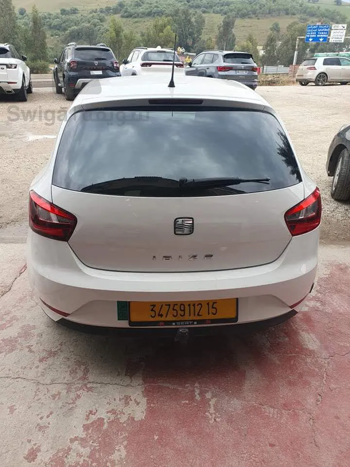 SEAT IBIZA