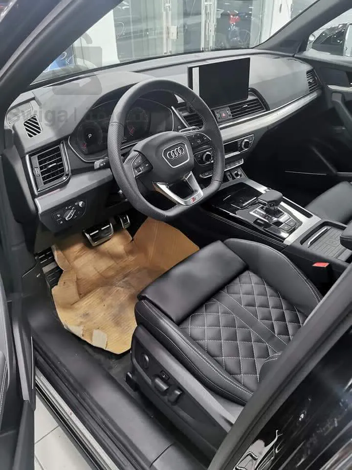 Audi Q5 coupé 204ch quatro