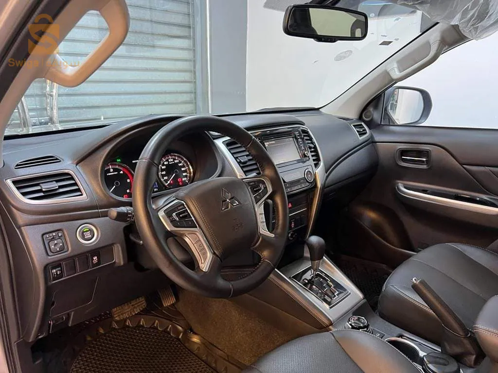 Mitsubishi L200 sportero