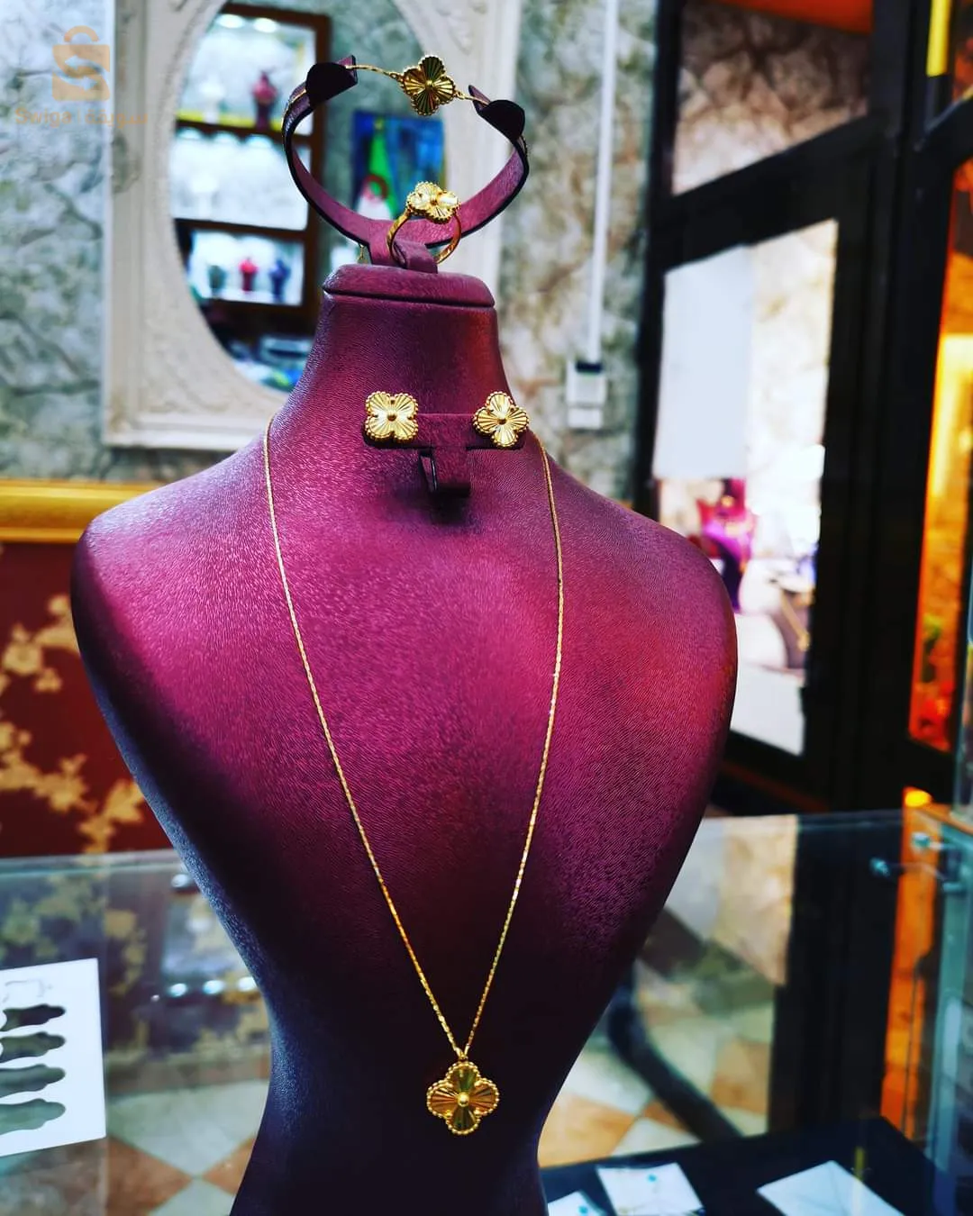Set of Gold