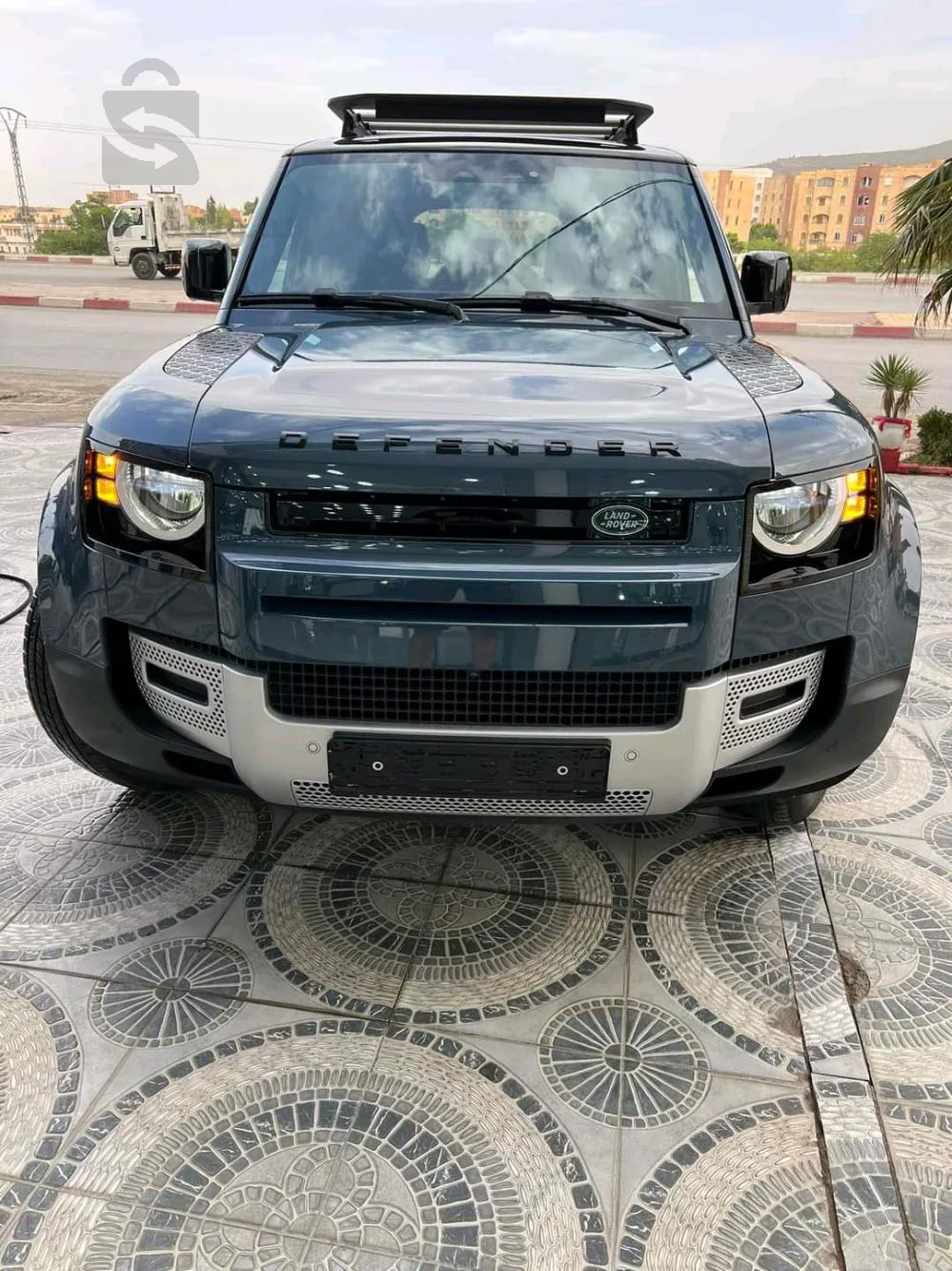 Land Rover DEFENDER  2021 (FULL OPTIONS)