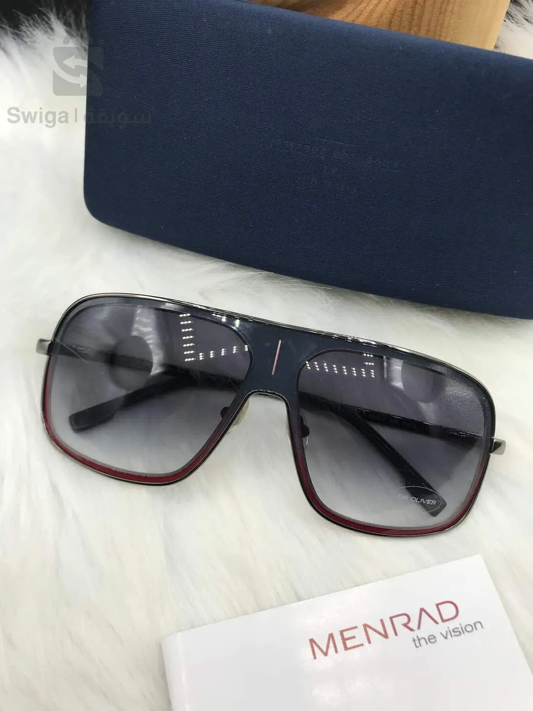glasses