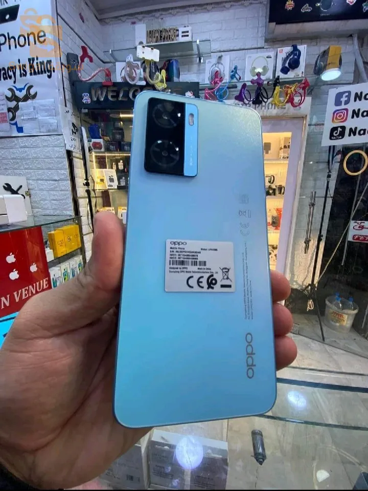 OPPO A77