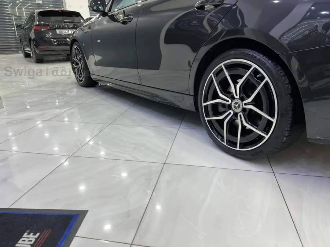 Mercedes