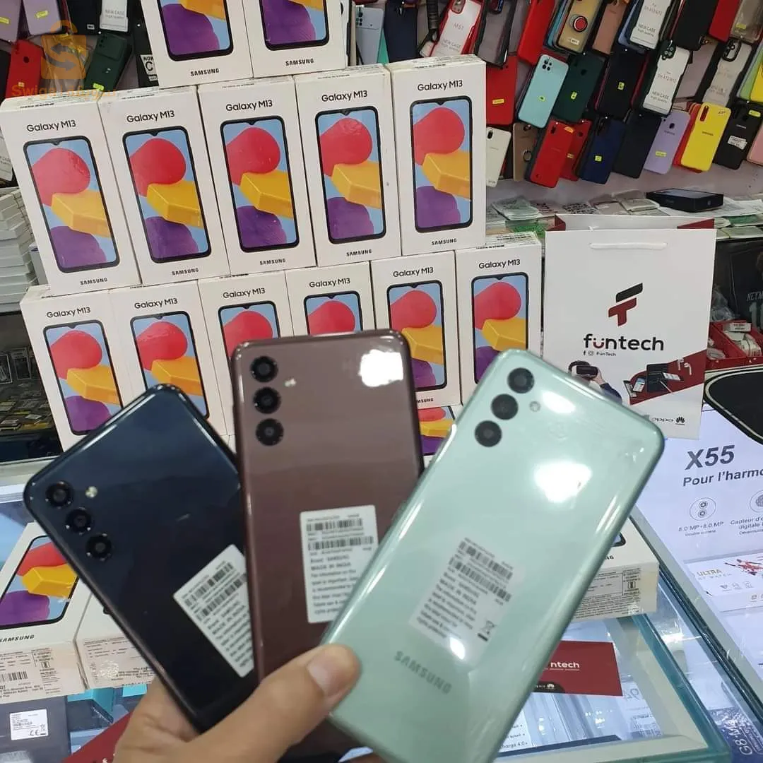 Samsung M13