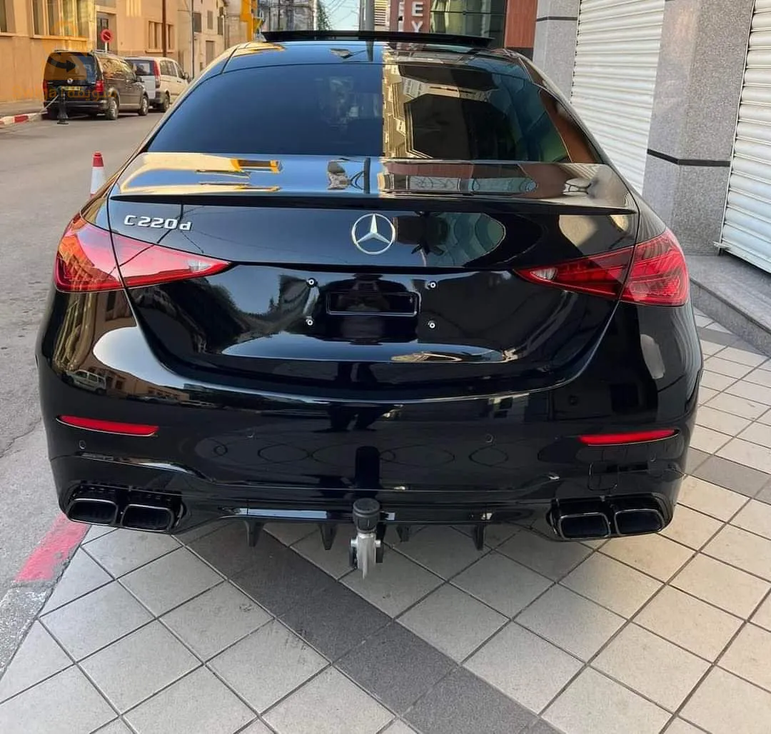 Mercedes-Benz C220D