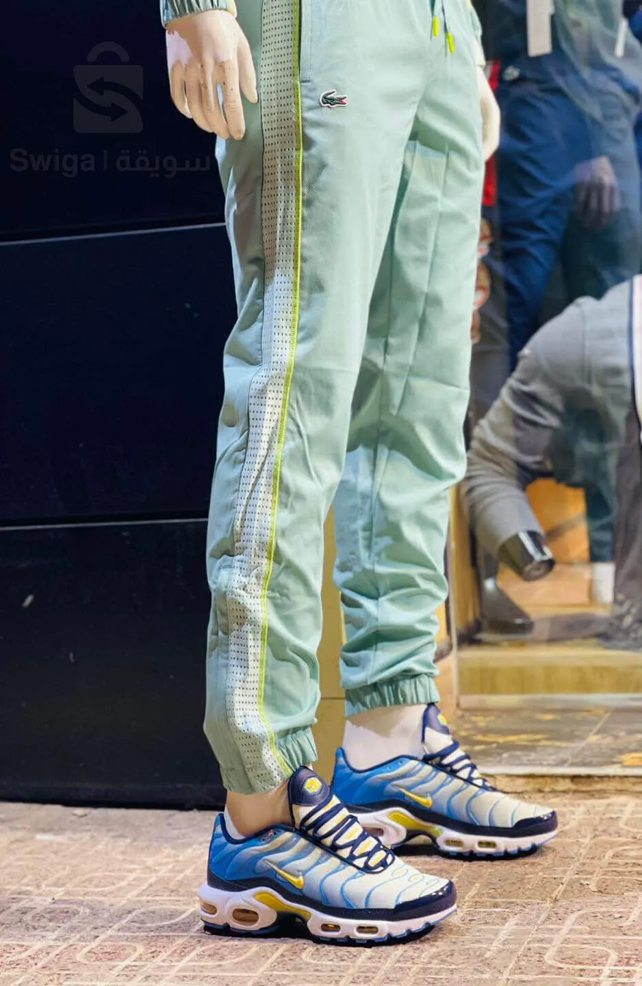 البسة رياضية لاكوست