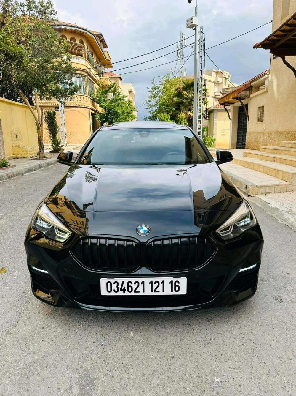 BMW        SÉRIE  2