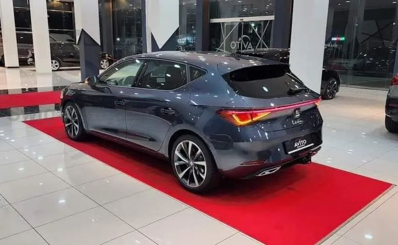 Seat Leon 2022........Carte Grise safia /00km
