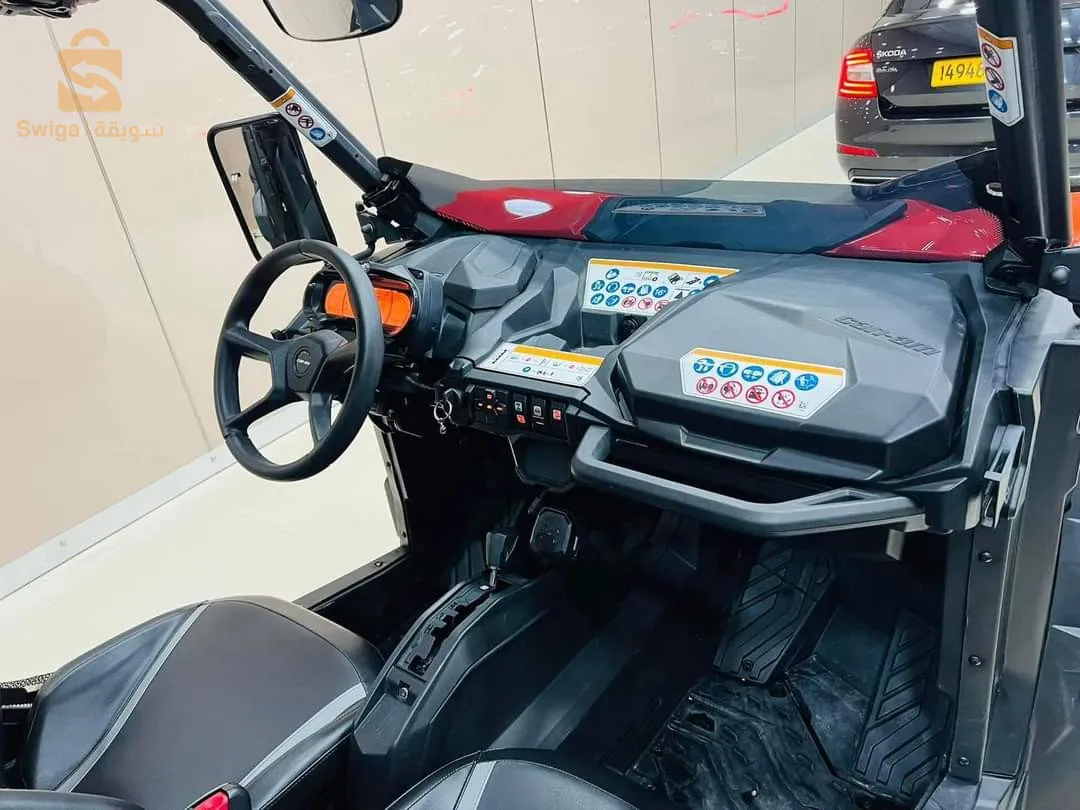 CAN-AM          MAVERICK