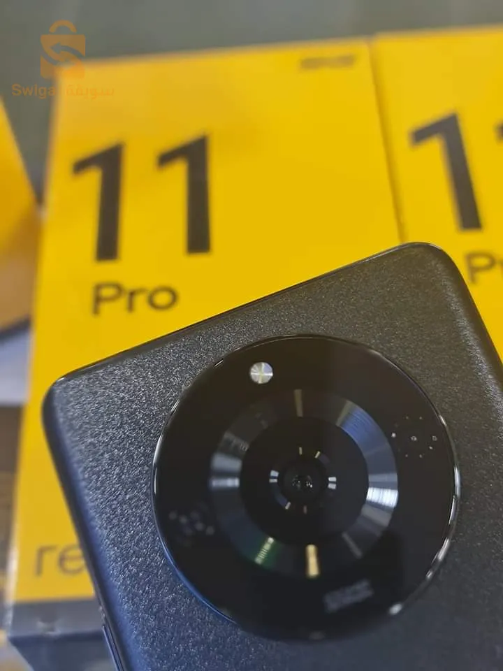 realme 11 pro