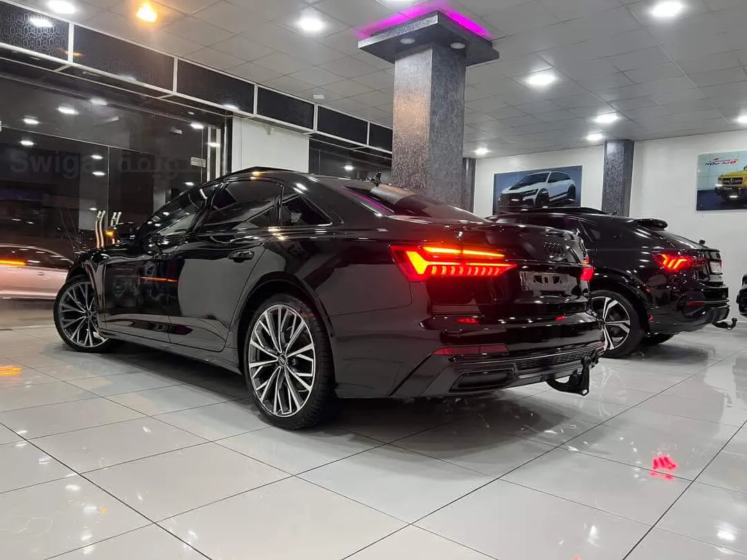 Audi -A6  S-Line 2022