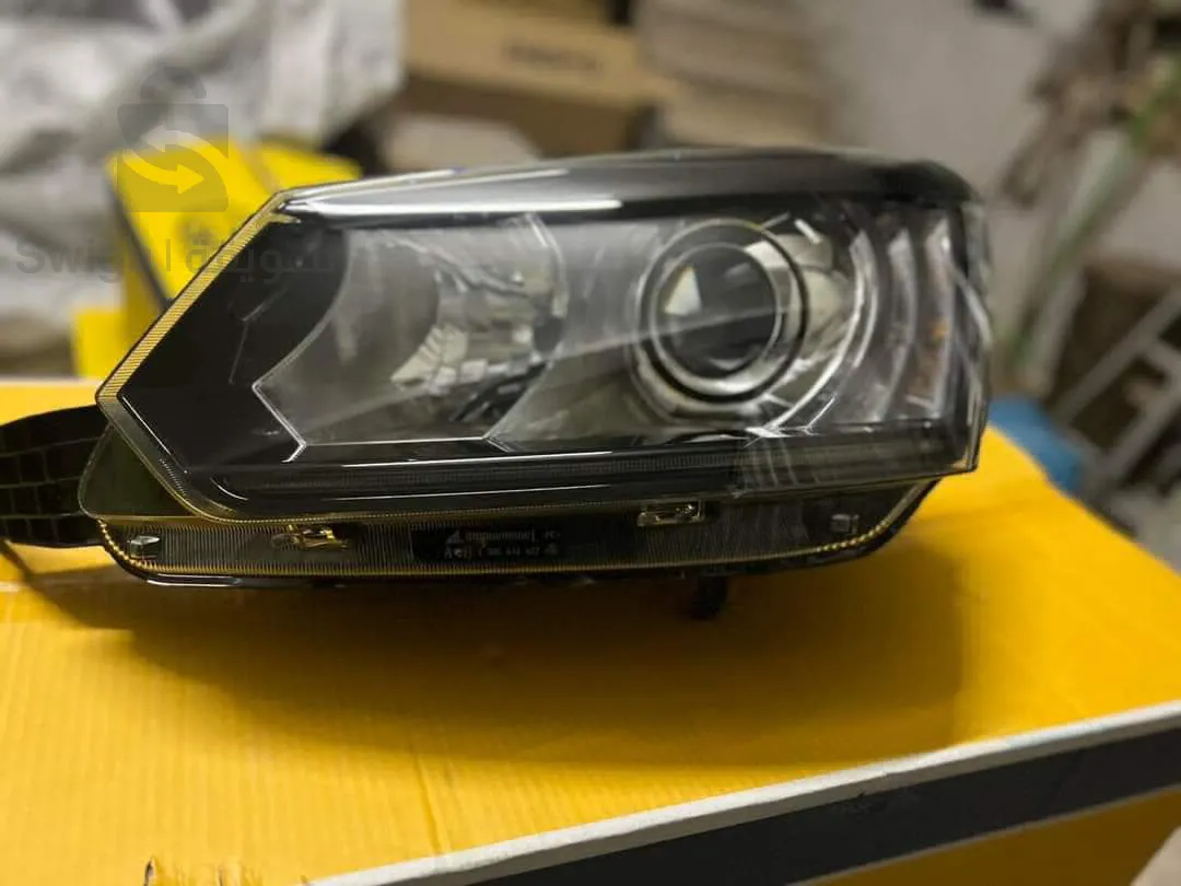 2014_2017 yeti headlight