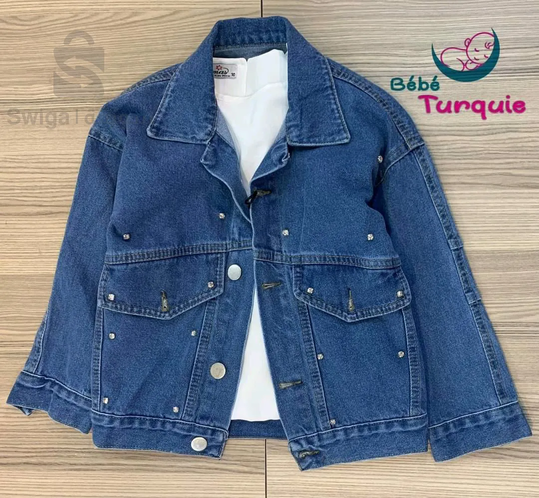 ملابس أطفال