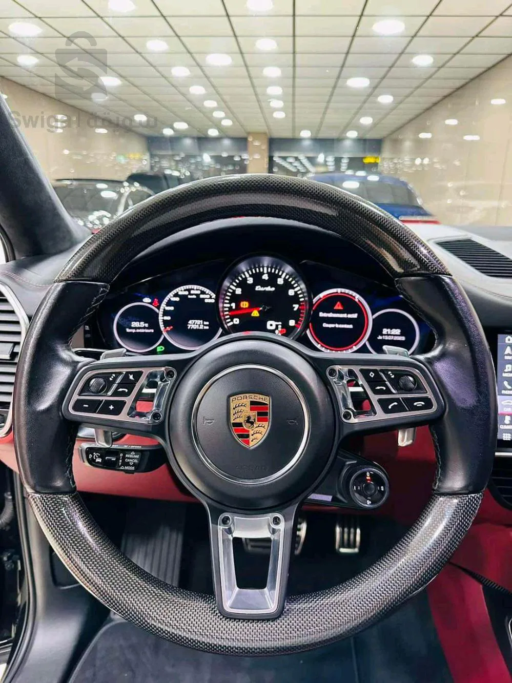 PORSCHE         CAYENNE