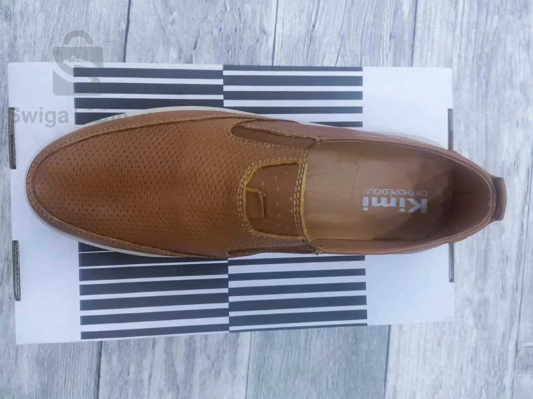 حذاء طبي للرجال