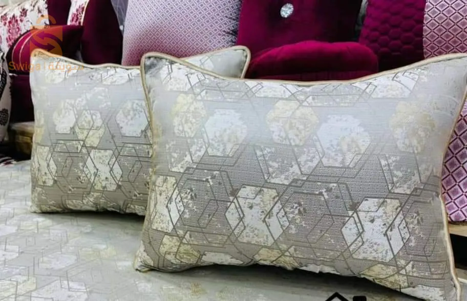 Sofa cover + 2 pillows
