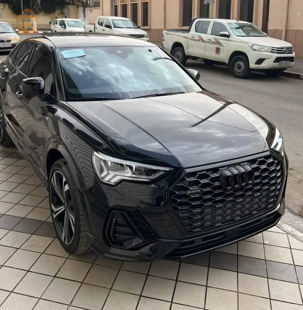 Audi Q3 Sportback S-LINE