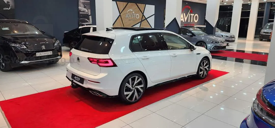 Volkswagen GOLF 2023 R Line... 00 km