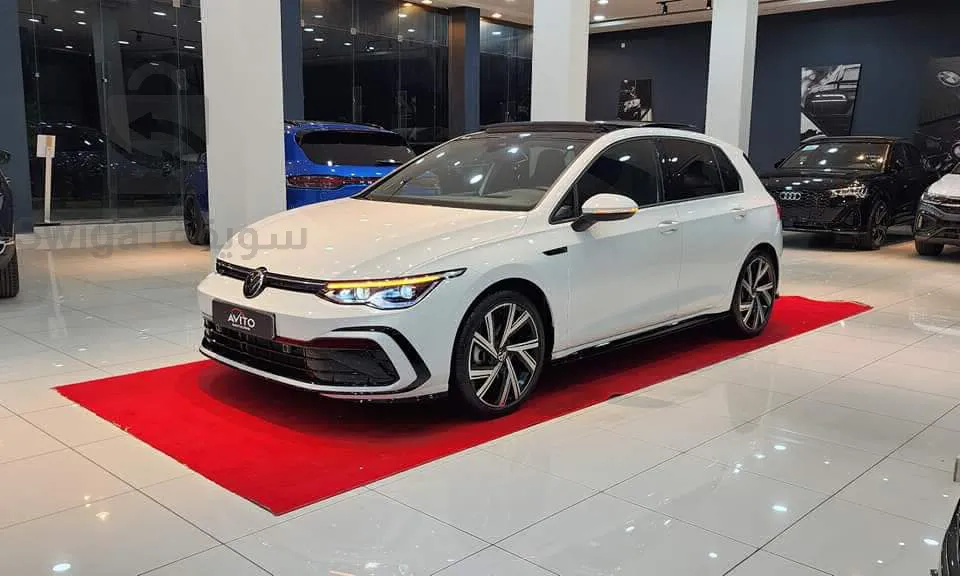 Volkswagen GOLF 2023 R Line... 00 km