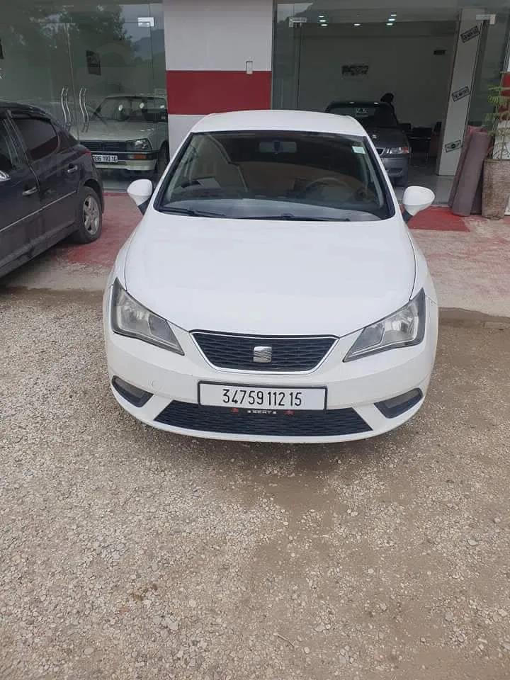 SEAT IBIZA