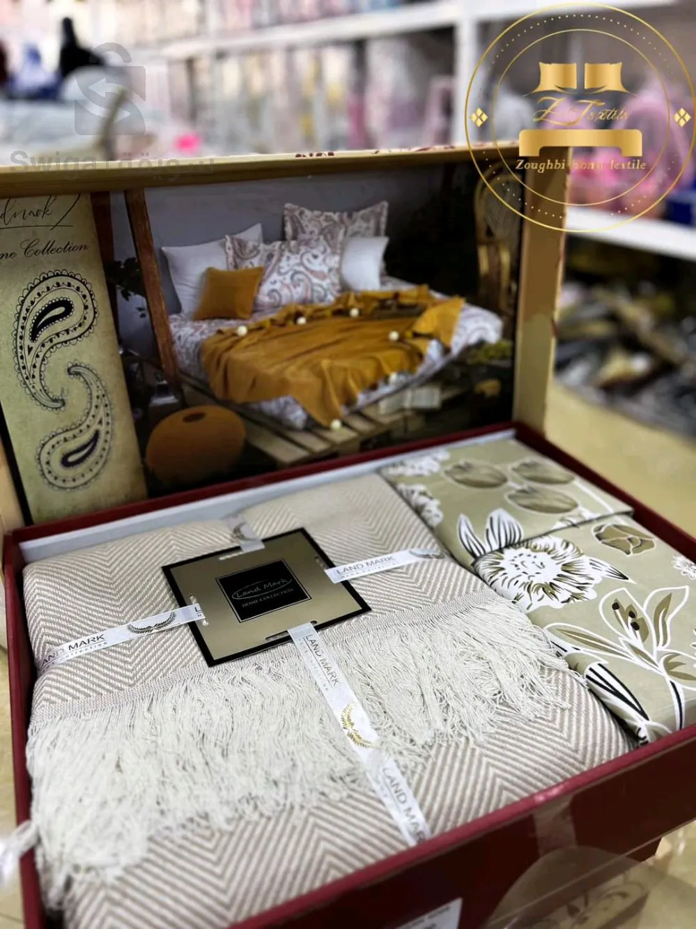 بطانية لوكس + ملاءة + 2 غطاء وسادة