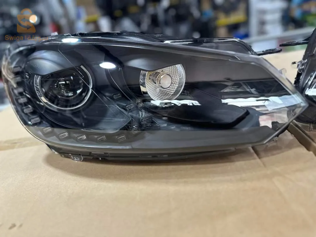 كشاف امامي جولف 6 زينون ال اي دي (اسود و كروم