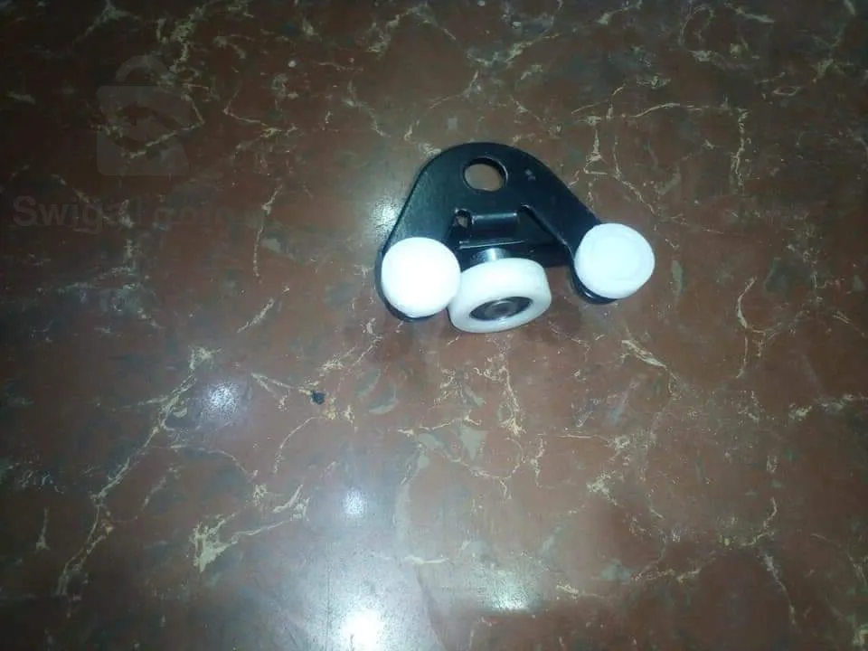 بكرة باب جانبية منزلقة لـ VW Caddy