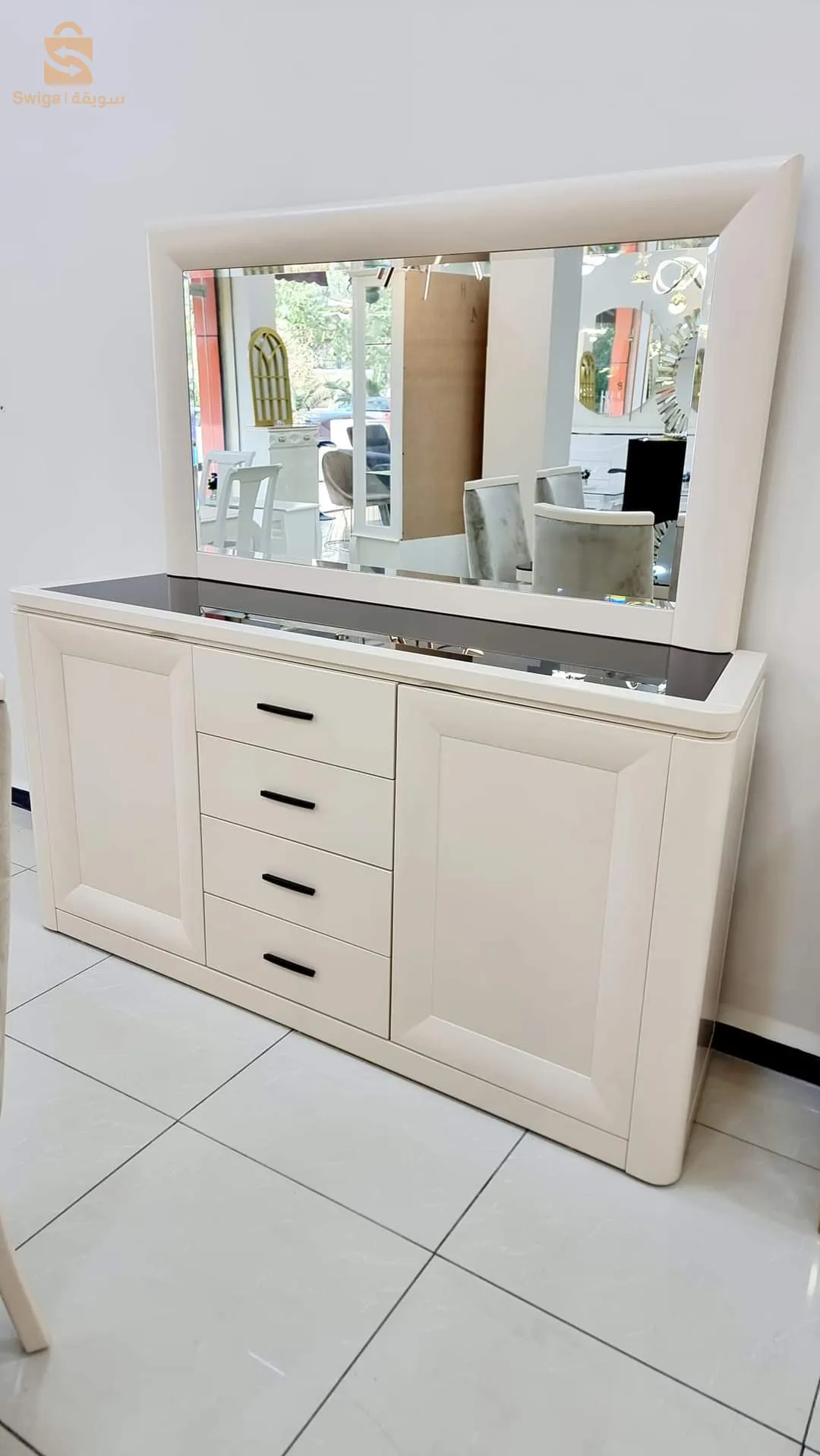 خزانة جانبية