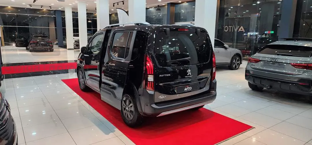 Peugeot Rifter 2022
