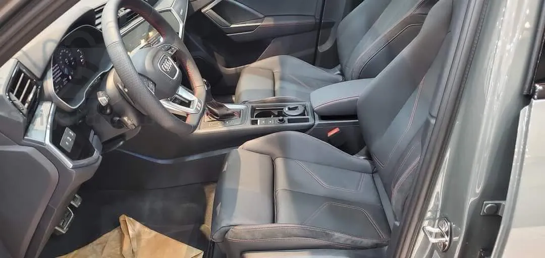 Audi Q3 2022 S Line