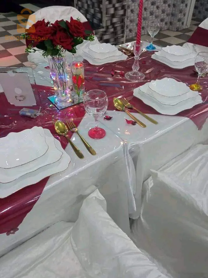 ديكور طاولة