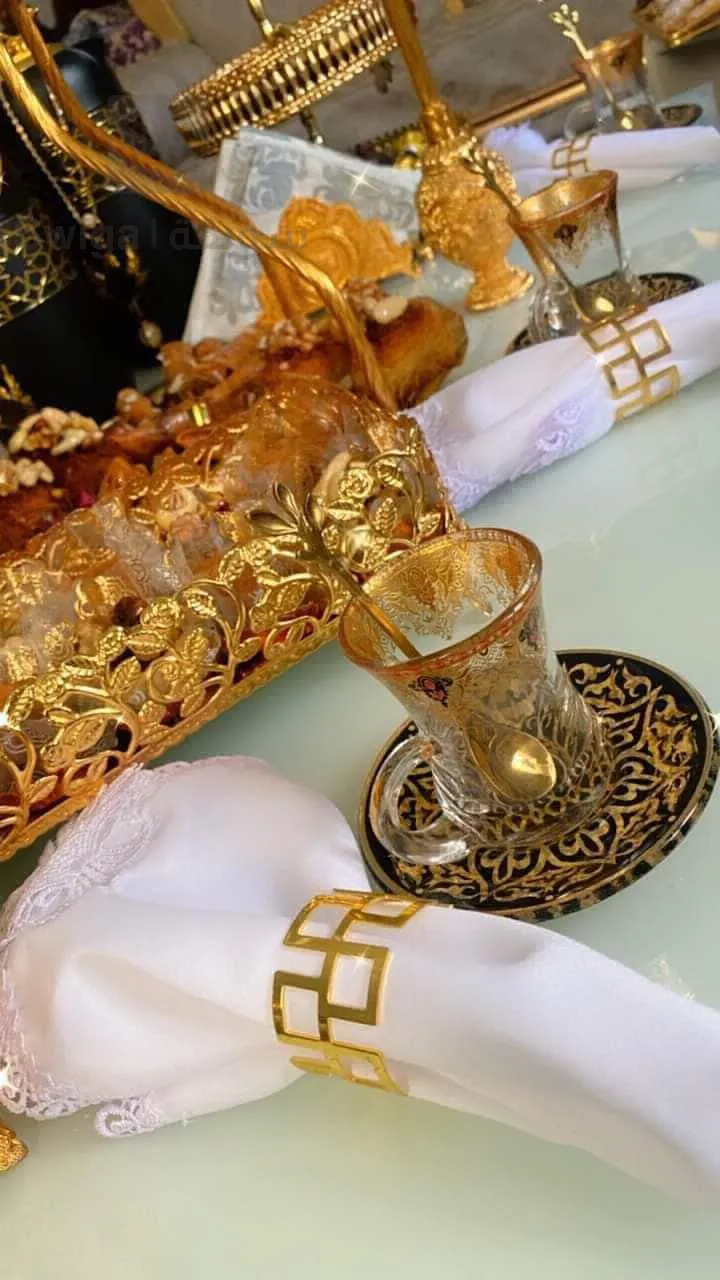 طقم الاواني