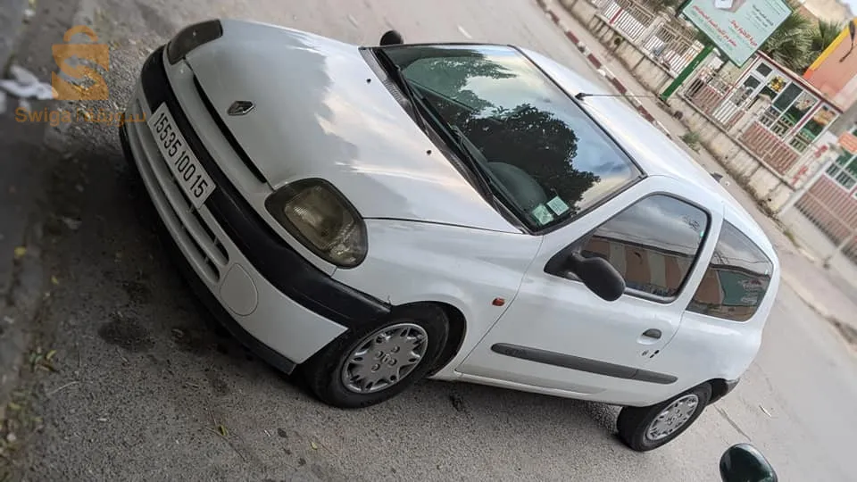 Clio 2 19