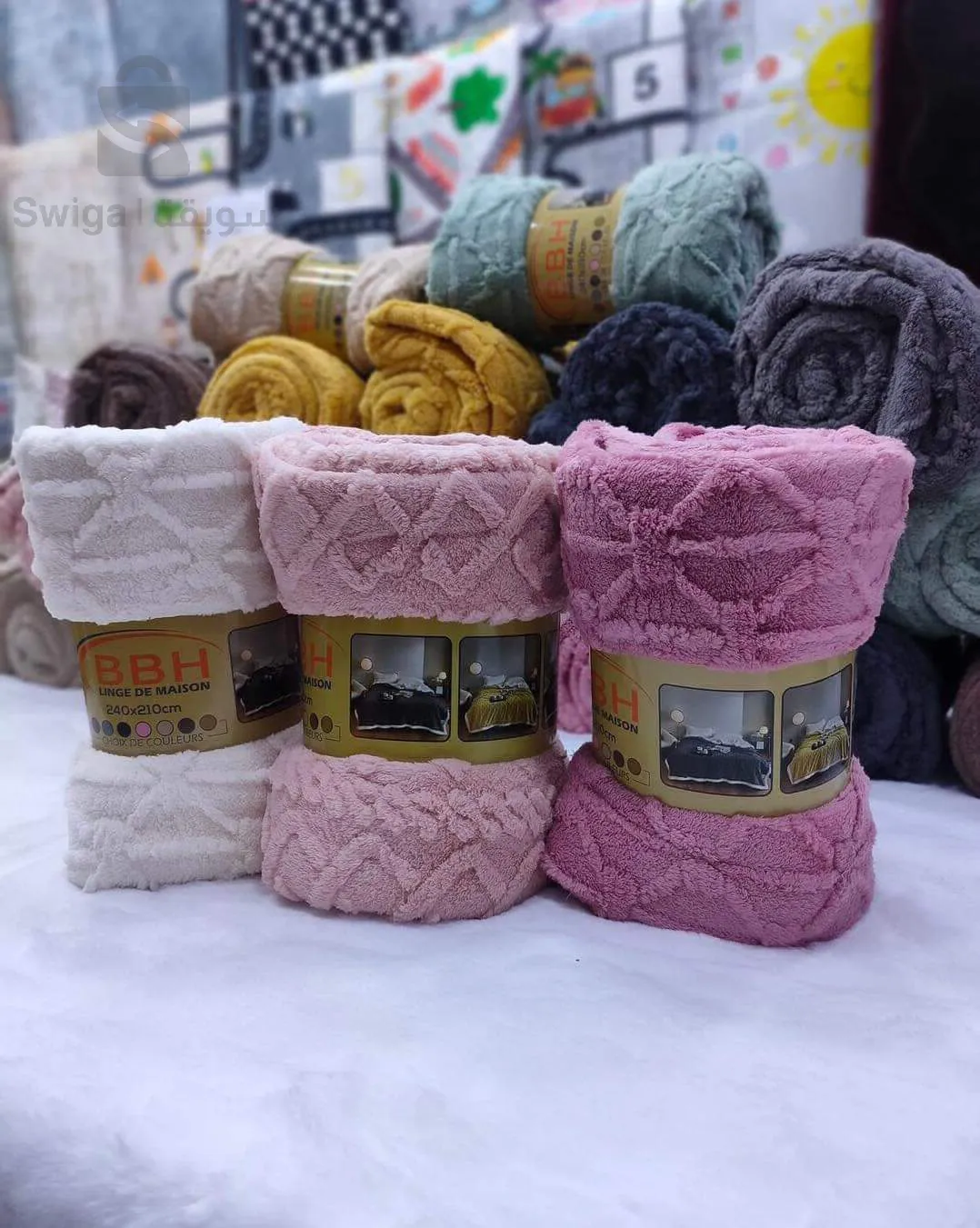 بطانية منقوشة لمقعدين