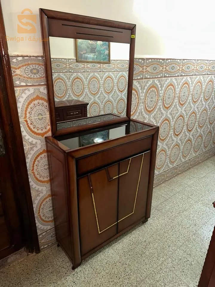 خزانة احذية