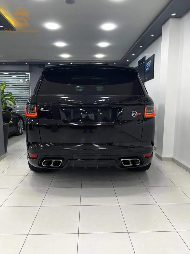 Range rover SVR