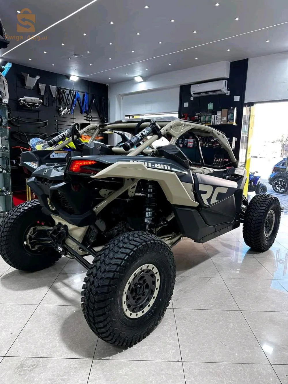 CAN-AM MAVERICK X3 XRC