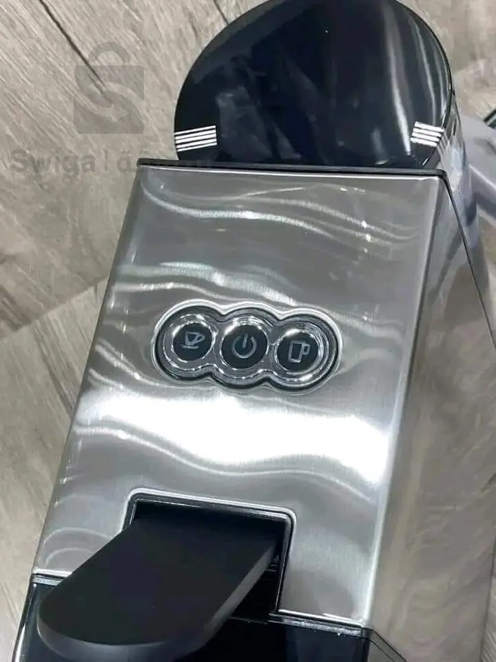 ماكينة قهوة