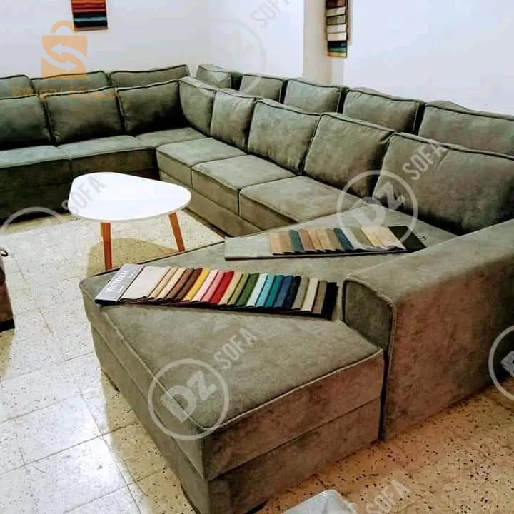 غرفة جلوس حديثة صالون