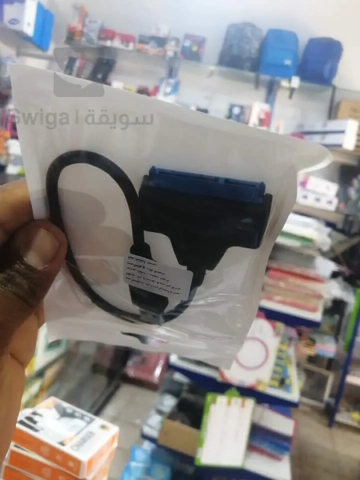 كابل قارئ الأقراص الصلبة